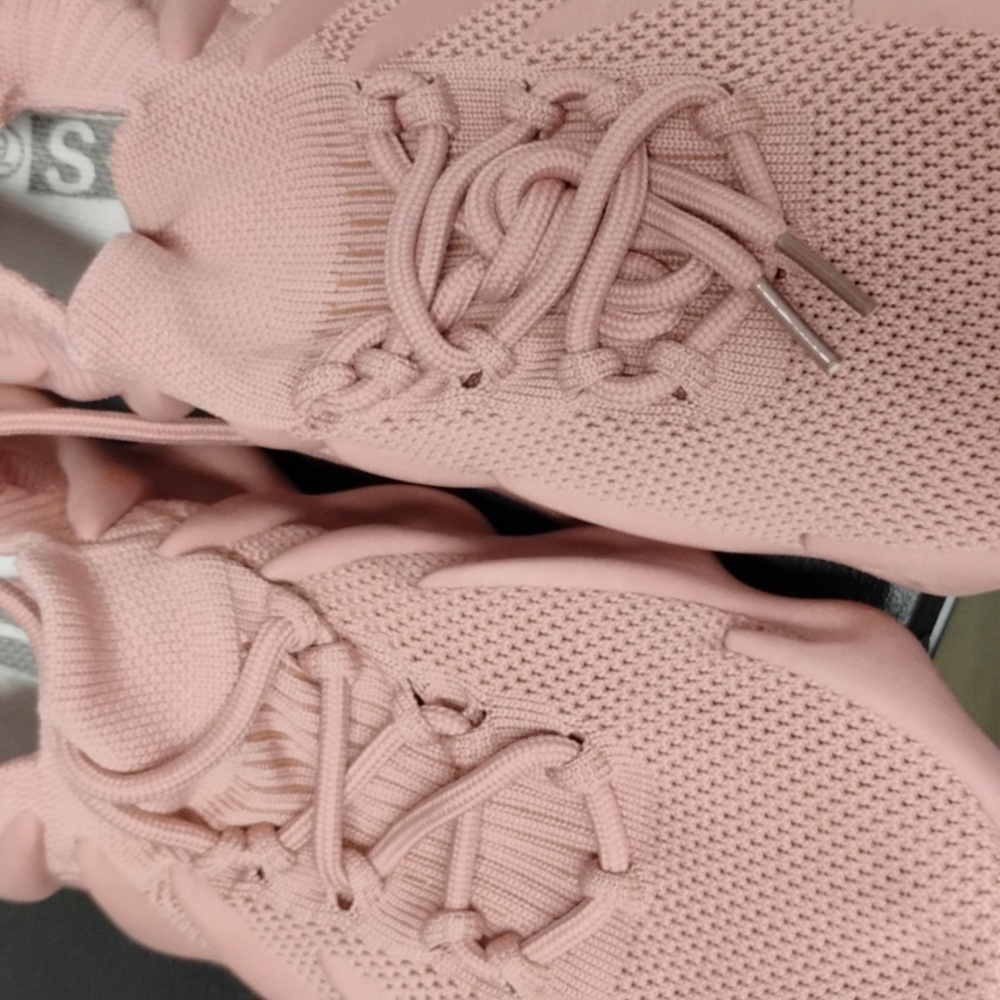 Pink shoes